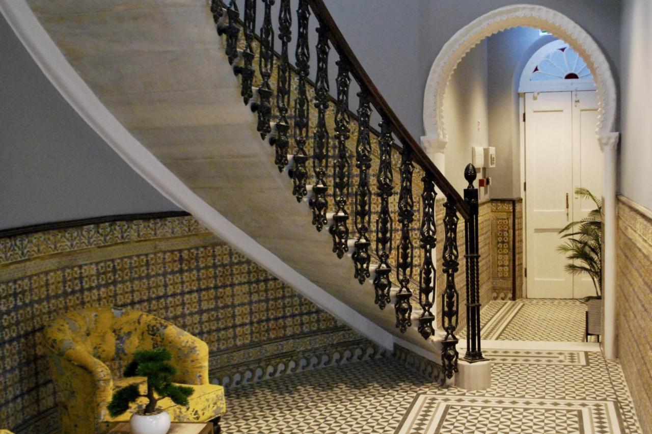 Master Penthouse Double Room Ensuite With Private Terrace - Grand Central House Gibraltar Eksteriør billede