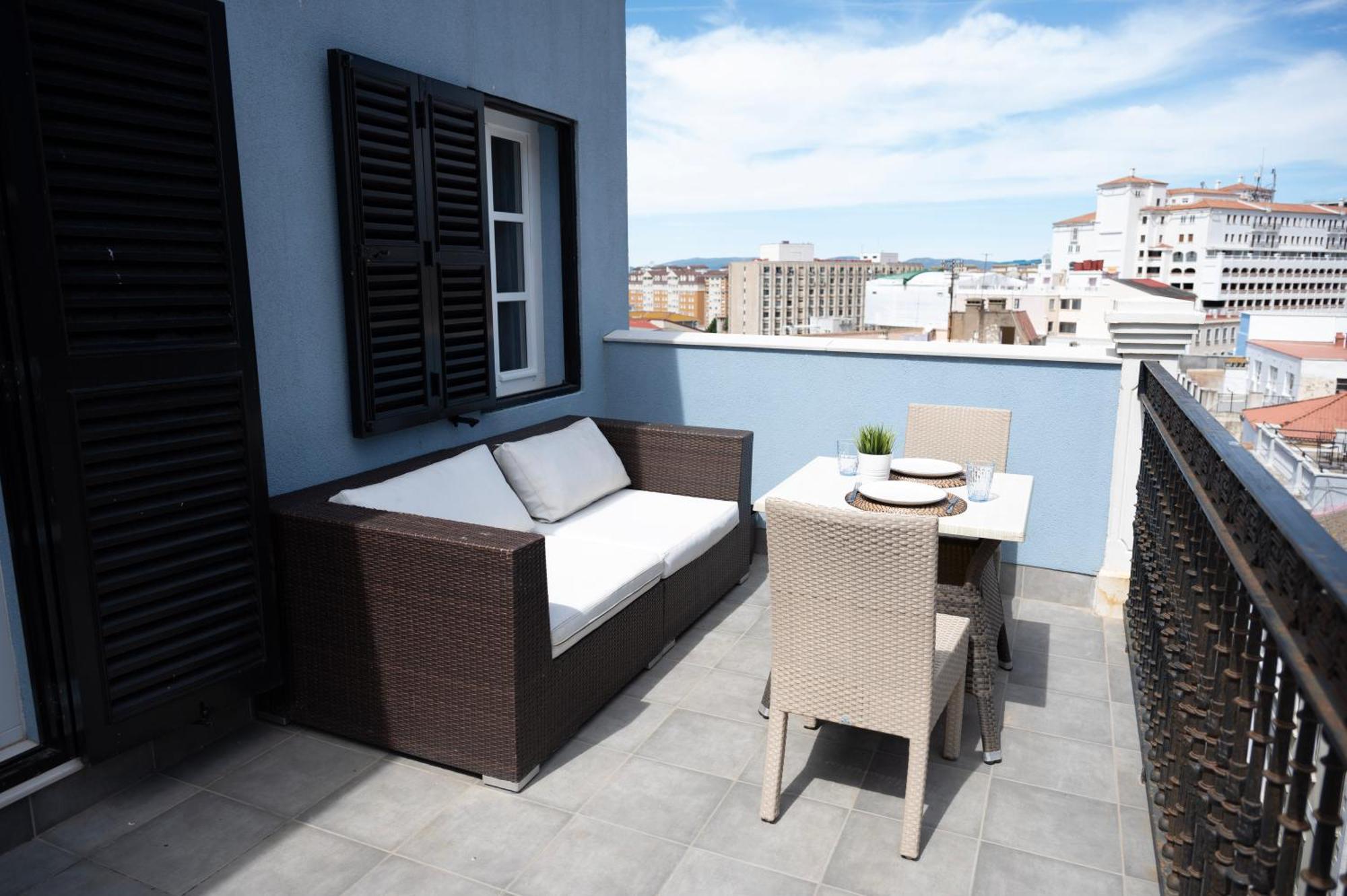 Master Penthouse Double Room Ensuite With Private Terrace - Grand Central House Gibraltar Eksteriør billede